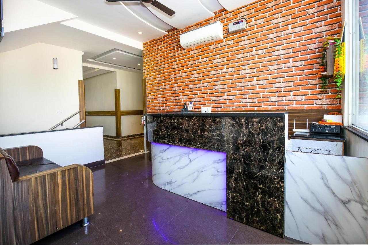 Hotel Woodcrest Zirakpur Chandigarh- Best Family Hotel - Luxurious Rooms - Unit Of Sidham Group 外观 照片