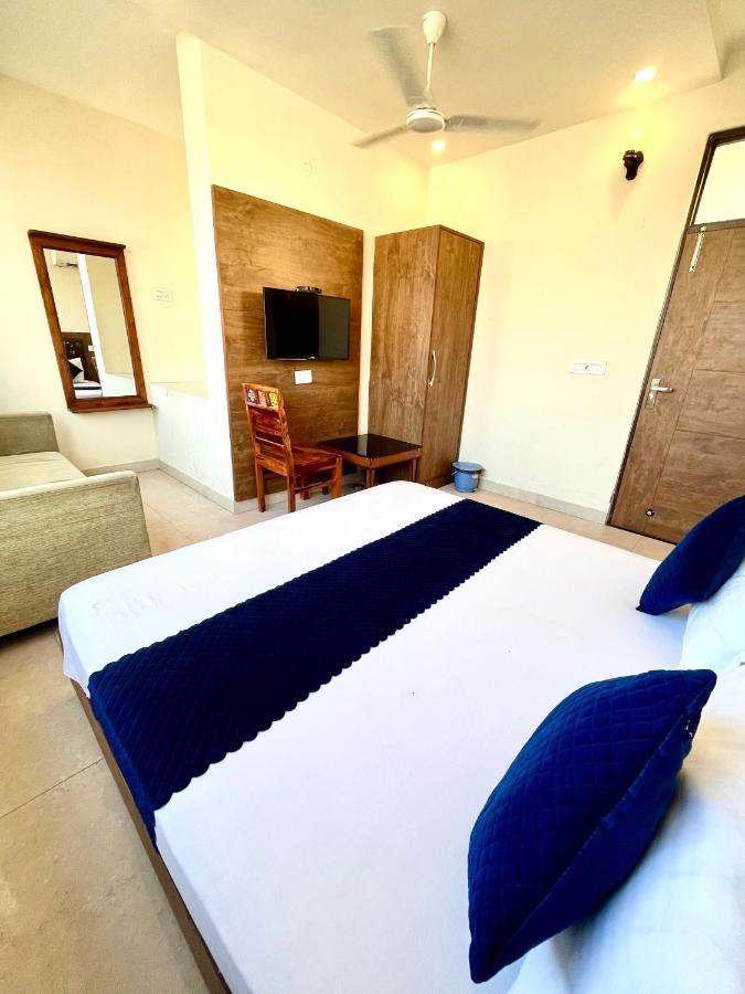 Hotel Woodcrest Zirakpur Chandigarh- Best Family Hotel - Luxurious Rooms - Unit Of Sidham Group 外观 照片