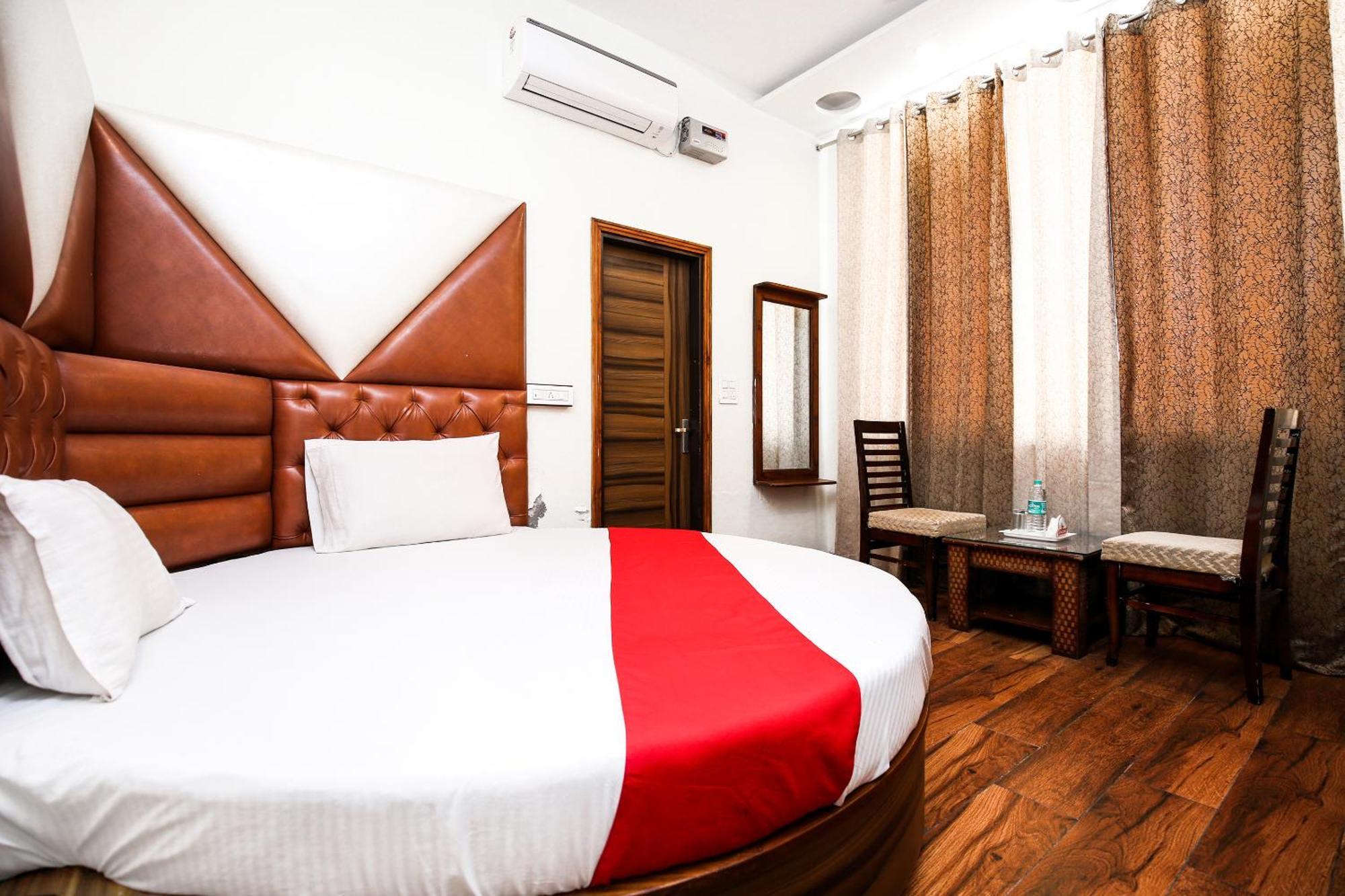 Hotel Woodcrest Zirakpur Chandigarh- Best Family Hotel - Luxurious Rooms - Unit Of Sidham Group 外观 照片