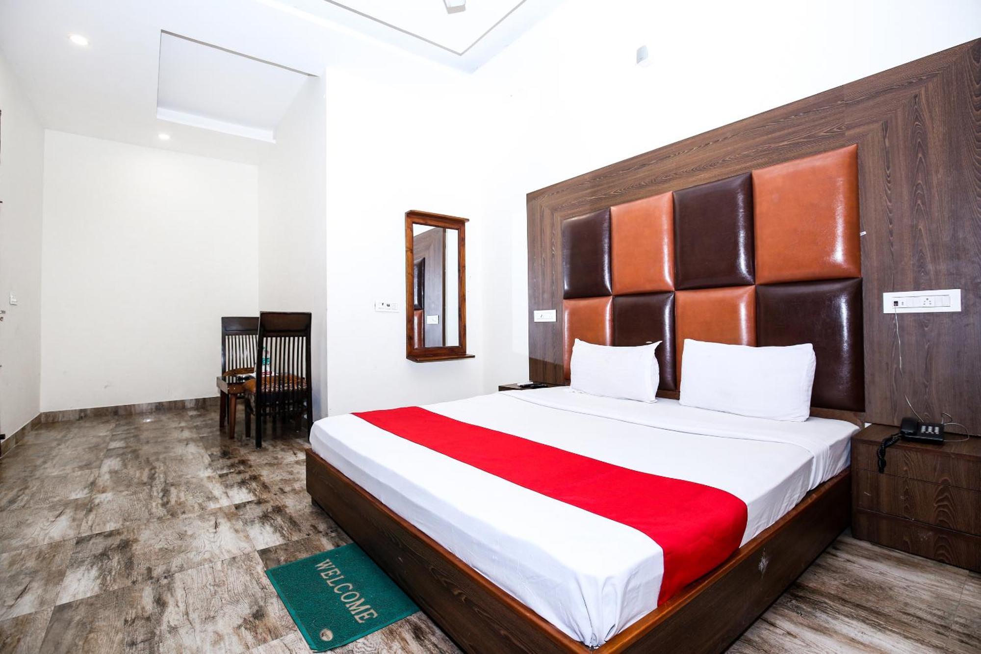 Hotel Woodcrest Zirakpur Chandigarh- Best Family Hotel - Luxurious Rooms - Unit Of Sidham Group 外观 照片