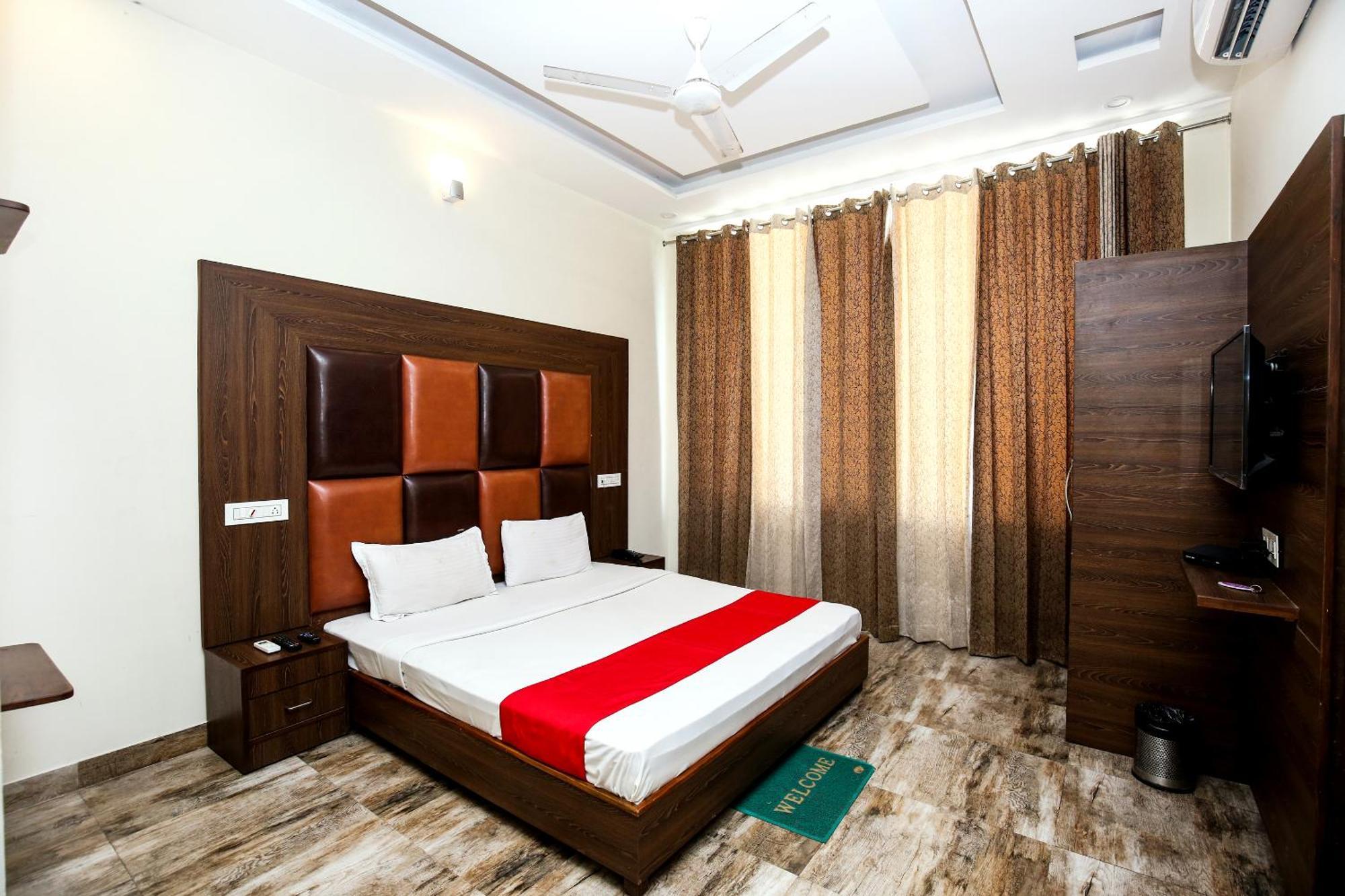 Hotel Woodcrest Zirakpur Chandigarh- Best Family Hotel - Luxurious Rooms - Unit Of Sidham Group 外观 照片